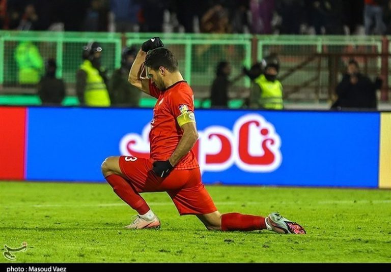 خلیلزاده: چرا وقتی به من و بیرانوند ناسزا گفتند کسی ناراحت نشد؟/ بیاحترامی نکردم و جواب کُریها را دادم