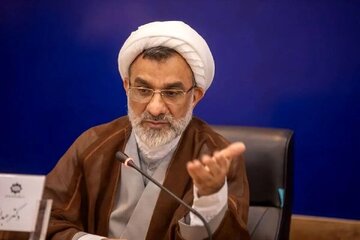 دبیر شورای انقلاب فرهنگی پنهان کاری کرده؟