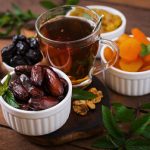 دیابتیها با چای چه بخورند؟/ خرما بدترین، استویا بهترین/ تنقلاتی با بیشترین خیز قندی