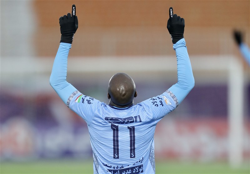 رنی: با همین روند میتوانیم به رؤیایی بزرگ فکر کنیم/ از رفتار گرم ایرانیها شگفتزده شدم