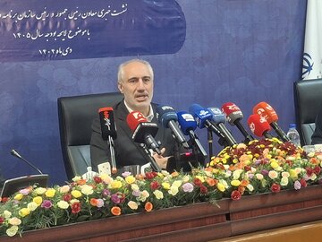 روایت پورمحمدی درباره تغییرات بودجه ۱۴۰۵/ حقوق با تورم تناسب نداشت، سقف معافیت مالیاتی را ۴۰ میلیون تومان شد/ چه اتفاقی برای بودجه نهادهای خاص افتاد؟