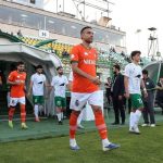 زنده‌روح:‌ حریف دست و پا بسته‌ای برای پرسپولیس نیستیم/ هواداران به ما زمان بدهند