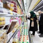 سرانه مصرف لبنیات نسبت به ۱۵سال قبل تقریبا به یک سوم رسیده/ سوپرمارکت ها مواد لبنی را بذلیل نخریدن مردم به کارخانه برمی گردانند