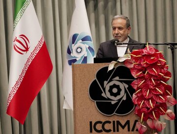 عراقچی: آرزوی فروپاشی ایران از درون را به گور خواهند برد /جنگ ۱۲ روزه با افتخار و عزت و پیروزی ایران پایان یافت / مردم ایران تسلیم زورگوییها نمیشوند