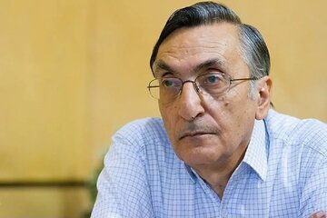 مرگ روشنفکری دقیق و متعهد/روشنفکری که بیهیاهو در خدمت فرهنگ ایران بود