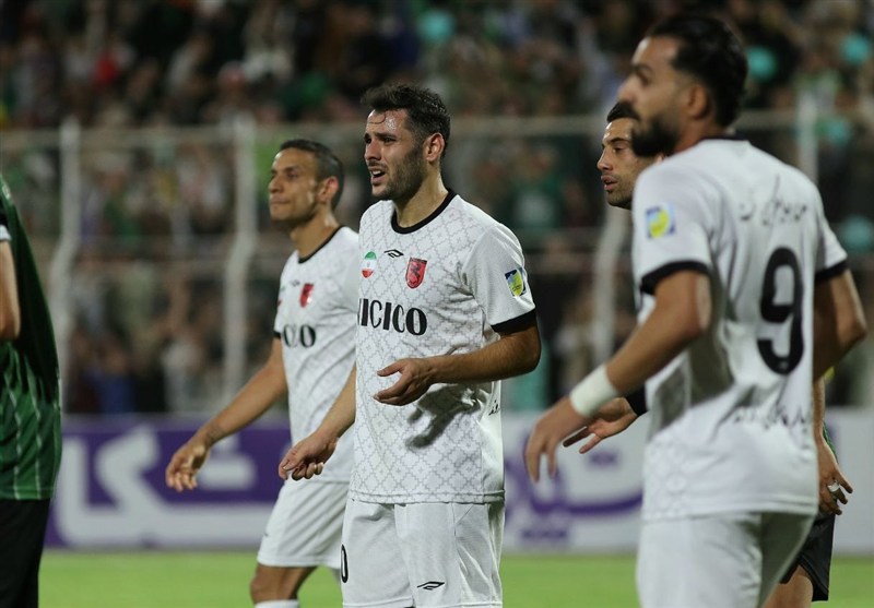 نقیزاده: در دیدار مقابل پرسپولیس محکوم به امتیاز گرفتن هستیم/ برای مس چیزی تمام نشده است