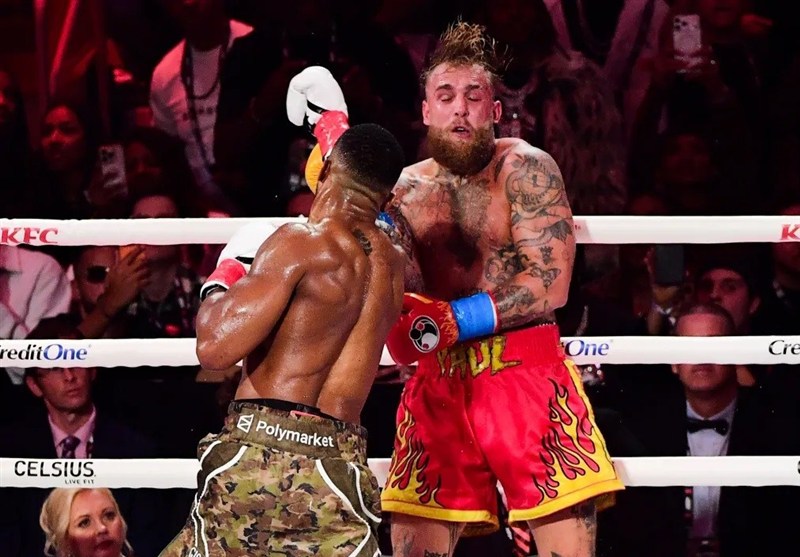 نمایش جدید جیک پاول با فک شکسته و بستههای پول! + عکس