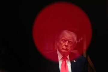 نیویورک تایمز: ترامپ ضعیفتر و مقاومت مقابل او قویتر میشود