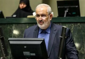 واکنش به سخنان اخیر وزیر نیرو/برق را کجا ذخیره کنیم آقای وزیر؟ ظرف ۲۰ لیتری جواب میدهد؟