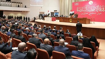 چالش‌های عراق برای حفظ روابط نزدیک با آمریکا و ایران؛ رئیس جدید پارلمان در شرایط تشدید تنش‌ها در خاورمیانه