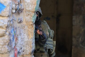 افشای یک پرونده امنیتی بسیار خطرناک در اسرائیل؛ یورش شبانه به منزل حریدیها/ پای نفوذ ایران در میان است؟