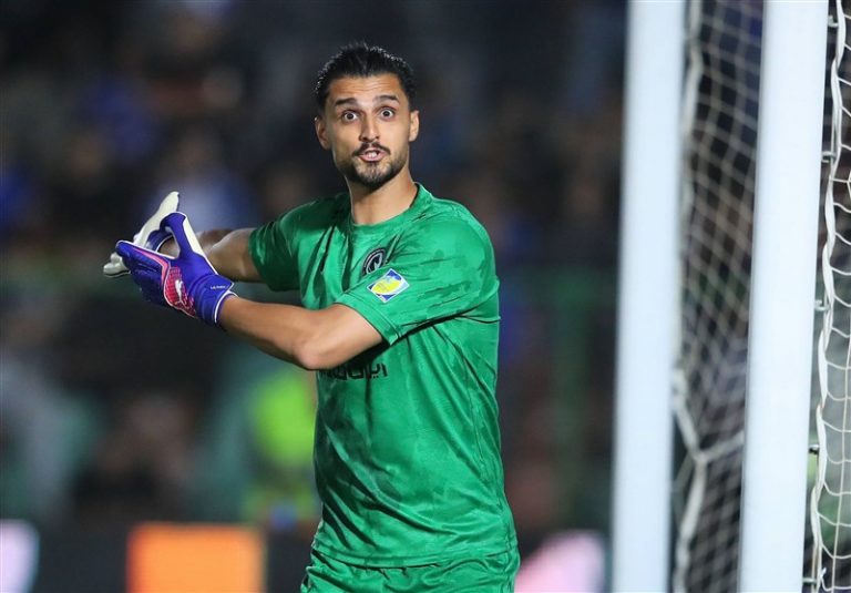 باشگاه تراکتور منتظر مشخص شدن وضعیت احمد گوهری