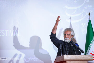 باید خانه را حفظ کرد/ مرهم باشیم، نه نمک بر زخم/ از تاسفهایم عدم نمایش «قاتل وحشی» است