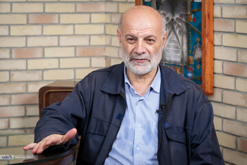 ببینید| اقداماتی چون تک نرخی کردن ارز ، علیه فقرا و به سود سرمایهداران است