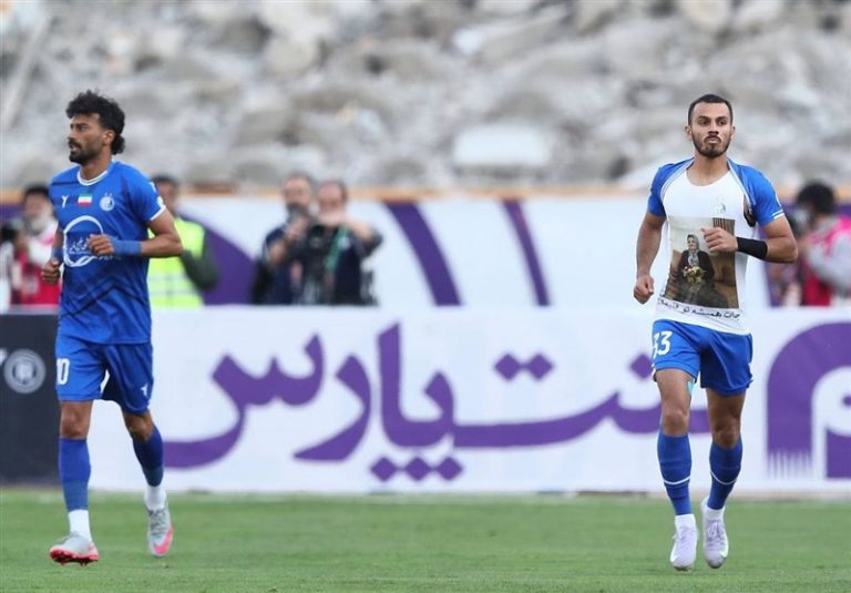 بلاتکلیفی ۴ بازیکن استقلال