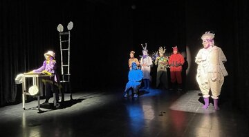 «دونات توتفرنگی» روی صحنه تالار هنر؛ قصهای فانتزی برای کودکان