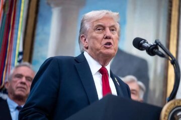 روزنامه اطلاعات: ترامپ حتما با ایران وارد جنگ می شود اما نمی خواهد دامنه آن در منطقه گسترش یابد