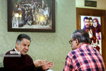 «عقابها» را در جبههها نشان میدادند اما بازیگرانش ممنوع الکار بودند/چرا یساری نخواند؟