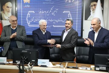 فاصله حقوق کارمندان ستادی با استانی کاهش مییابد