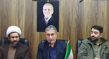 فرماندار صومعه سرا :تاکید بر اجرای برنامه های ایام الله دهه فجر با محوریت مردم