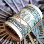 قدم ترامپ به دلار نیفتاد؛ ۲۰۲۵ بدترین سال دلار در ۸ سال گذشته بود