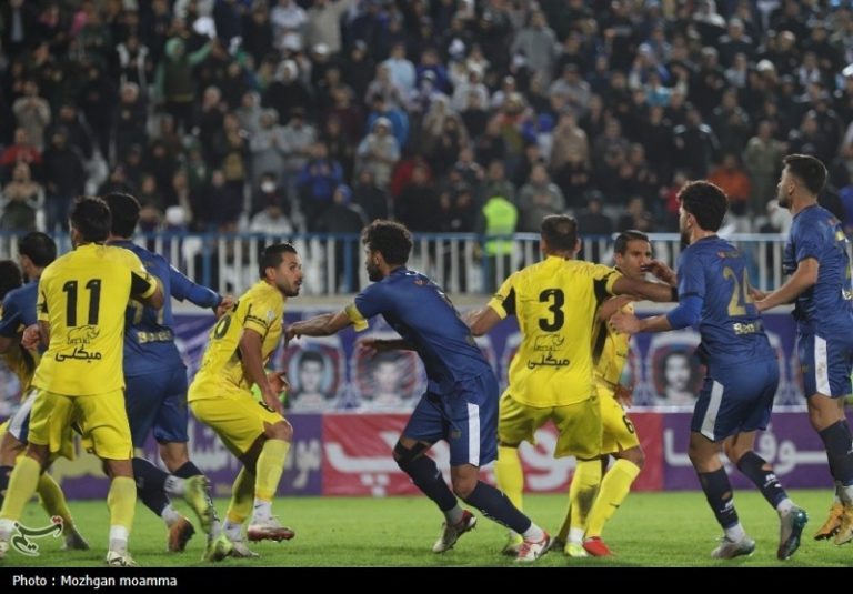 مذاکره فجر سپاسی با مرادمند و شریفی/ رونمایی باشگاه از ۵ خروجی