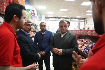 نظارت میدانی استاندار گلستان بر کالاهای اساسی پس از آزادسازی ارز