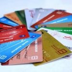 چرا نباید کارت بانکی را در جیب شلوار گذاشت؟/کاریکاتور