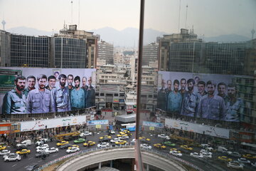 «کتاب راهنمای تغییر رژیم ترامپ» در ایران جواب نمیدهد؛ تهران، کاراکاس نیست/ ایران بزرگترین ارتش منطقه را در اختیار دارد