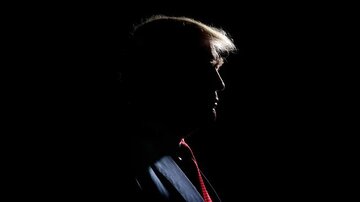 گاردین ترامپ را هیولا خواند و نوشت: آمریکا باید مهیای انقلاب دوم شود/ باشگاه میلیارد دلاری دیکتاتورها،ریاست مادام العمر او را تضمین میکند