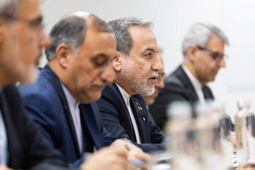 آیا ژنو افق تازهای در دیپلماسی هستهای میگشاید؟