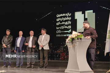 اختتامیه یازدهمین جشنواره بازیهای ویدئویی / وزیر ارشاد: باید پیشتاز باشیم