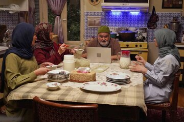 اکبر عبدی با یک سریال عاشقانه و ورزشی میآید/ «سبزواران» در ایستگاه پایانی