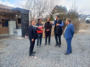 بازدید معاون استاندار قم از واحد بومگردی نخبۀ قمی در روستای قلعهچم