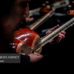 برگزاری کنسرت، عادیسازی نیست/ هنرمند با ساز و آوازش انتقاد کند