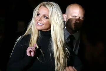 بریتنی اسپیرز میگوید با این خانوادهاش «شانس آورده که زنده است»