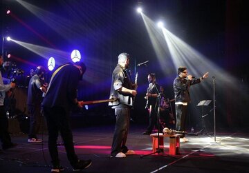 خوانندهای که وجود خارجی ندارد!