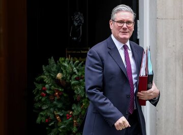 سایه اپستین بر داونینگاستریت؛ استارمر به استعفا نزدیک میشود؟