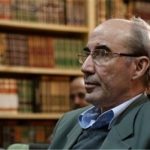 علی اشرف صادقی ۱۰ هزار کتاب به فرهنگستان هدیه کرد