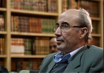 علی اشرف صادقی ۱۰ هزار کتاب به فرهنگستان هدیه کرد