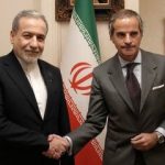 ماراتن دیپلماسی در ژنو/رفع تحریمها هدف اصلی مذاکرات هستهای