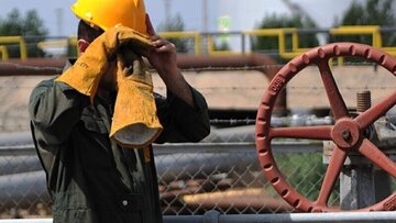 مقابله با افزایش دستمزد به ضرر چه کسی تمام میشود؟/ اگر نمیتوانید جلوی تورم را بگیرید، دستمزدها دوبار در سال بالا ببرید