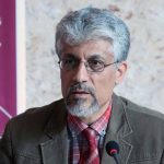 نویسنده، مترجم و استاد سرشناس ادبیات: اگر میخواهید زنده بمانم، کتابهایم را بخرید/ از سهام عدالت فقط سهام ظلمش نصیبم شده است