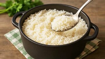 چرا با حذف برنج، دچار ریزش مو میشویم؟/ آیا آبکش برنج سبب هدر رفت ویتامینهای آن میشود؟/ برنج سفید، منبع ویتامین یا معدن انرژی؟