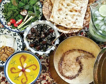 چطور افطار کنیم؟/ توصیههای یک متخصص تغذیه