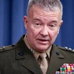 ژنرال مک کنزی: باور ندارم که ترامپ از گزینه نظامی علیه ایران استفاده کند