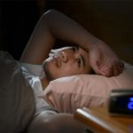 کمتر از ۶ ساعت در شب میخوابید؟ این خطرات در انتظار سلامت شما