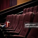 ۷۵ هزار تماشاگر گمشده در گیشه بهمن/ چند هزار نفر دیگر گم خواهند شد؟