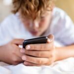 جنجال یک محدودیت بزرگ در بریتانیا؛ اجماع بیسابقه پزشکان علیه نوجوانان/ ماجرا چیست؟