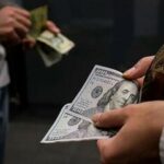 قیمت دلار امروز چهارشنبه ۶ خرداد ۱۴۰۵/ دلار در بازار آزاد ریخت؟